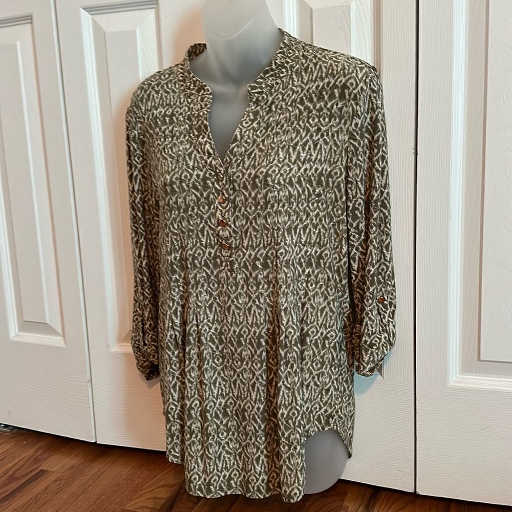 New Directions Green White Boho Casual Top Blouse Shirt Medium M